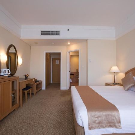 Royale Chulan Seremban Buitenkant foto Deluxe Room